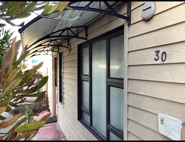 1 BEDROOM HOUSE FOR SALE IN PEARLY BEACH